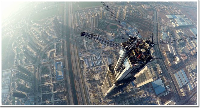 中国第一高楼——高银金融117大厦施工实景